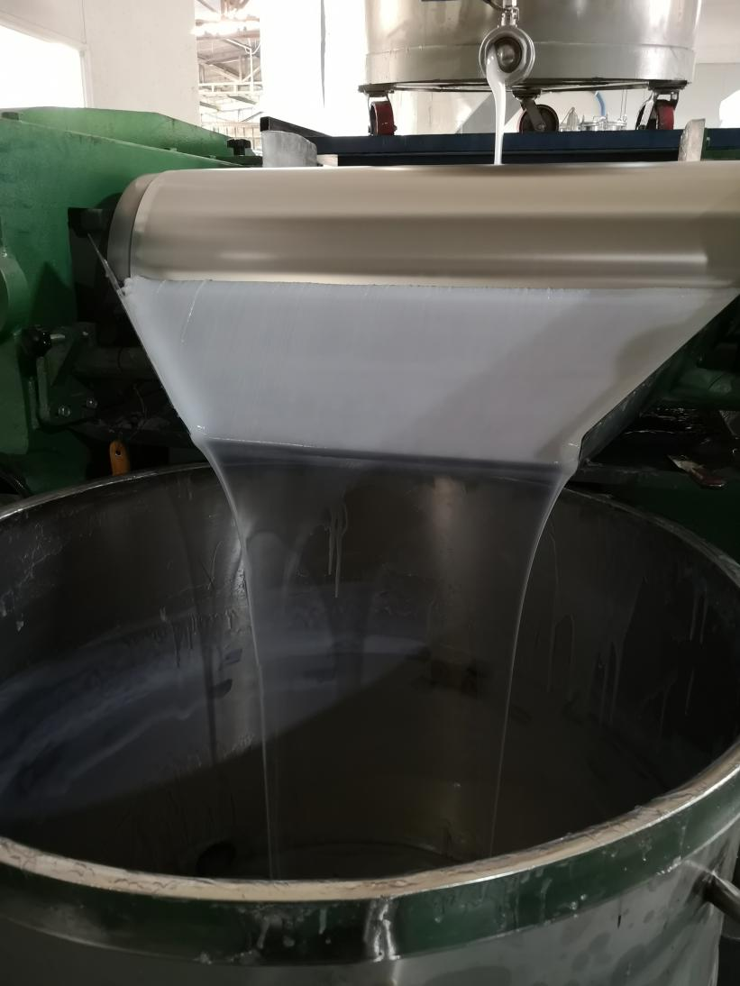 影響模具硅膠粘性因素有哪些？